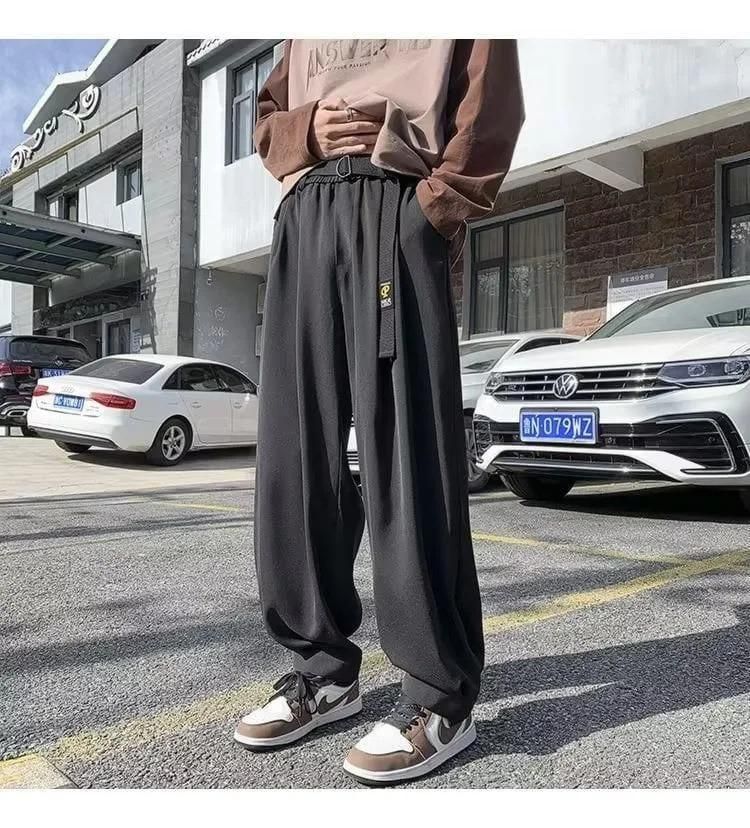š Menās Loose Straight Wide Leg Casual Track Pant (Black)